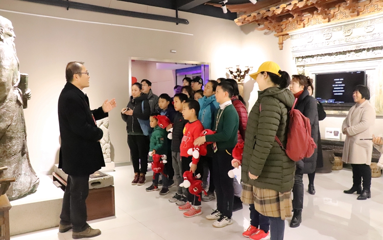 红蚂蚁装饰作为市科普教育基地，助力弘扬传统家居文化